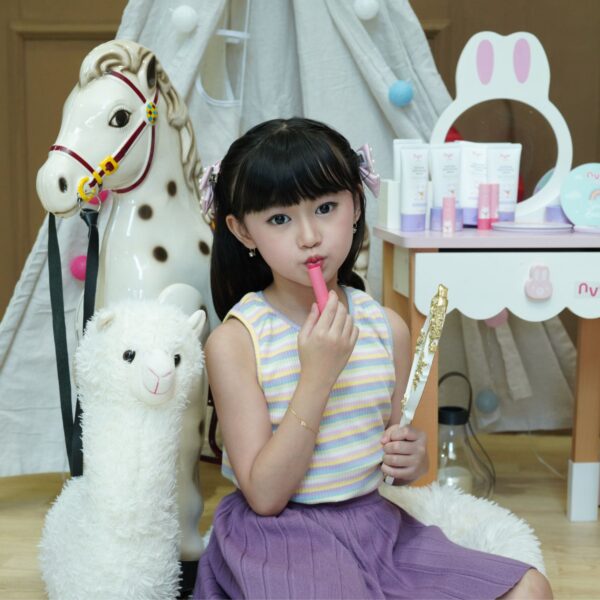 NVU BEBE Lip Crayon | Make Up Anak - Image 3