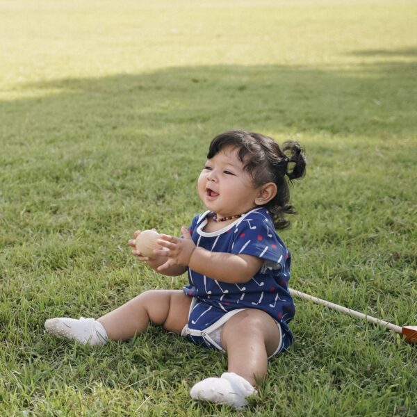 BAMBINI Y MADRE Ace Onesie | Jumper Bayi | Bodysuit Bayi - Image 4