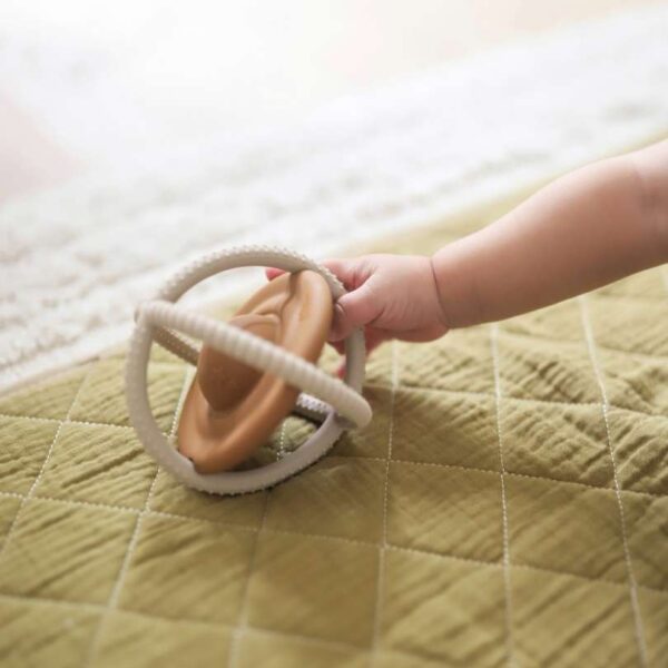 Mellow Teether Rattle Ball | Mainan Teether Anak - Image 4