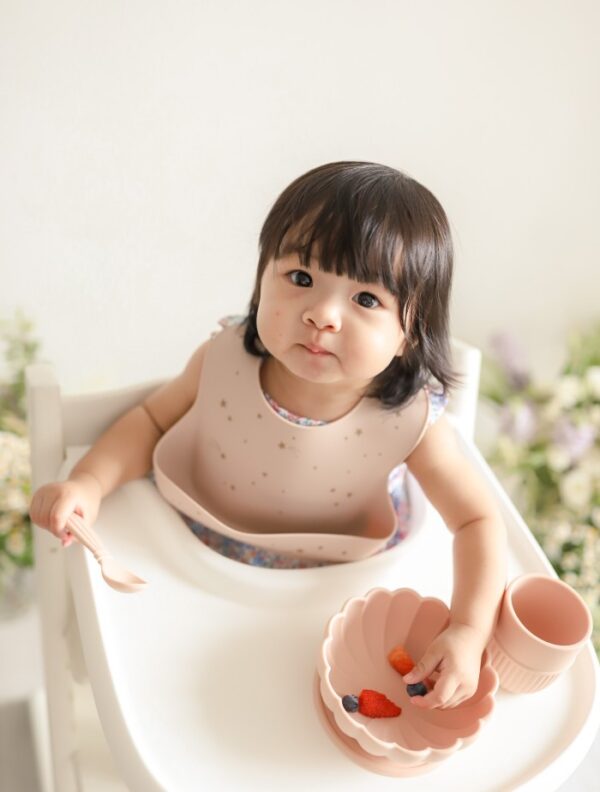 Mellow Silicone Bib - Shooting Star / Celemek Makan Bayi - Image 2